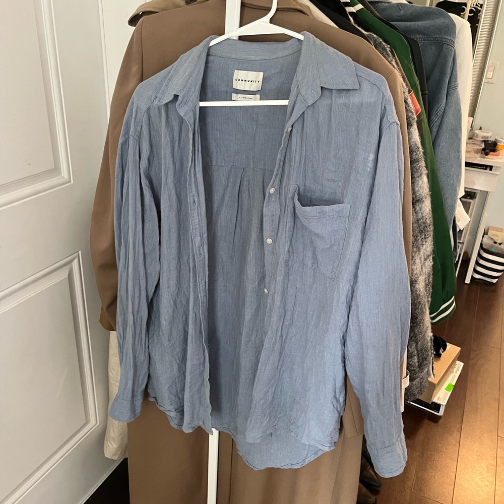 Community button up - Picture 5 of 6